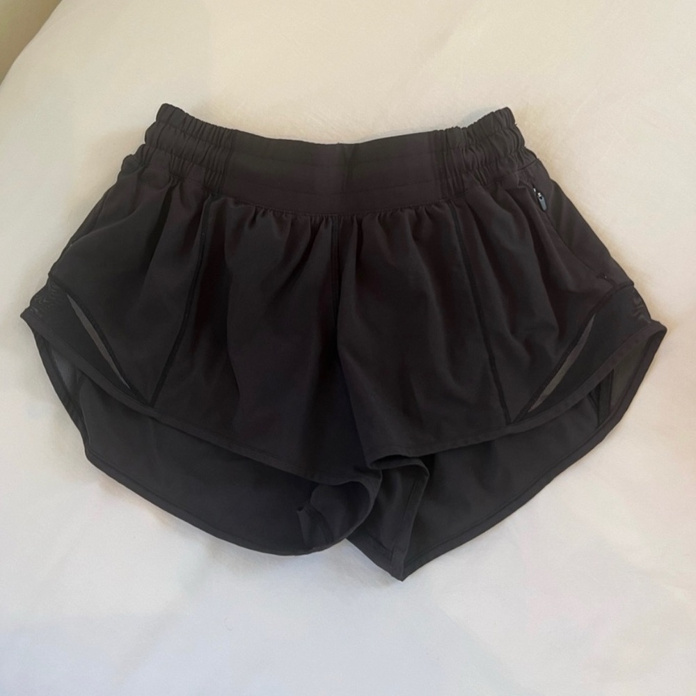 LuluLemon hotty hot shorts